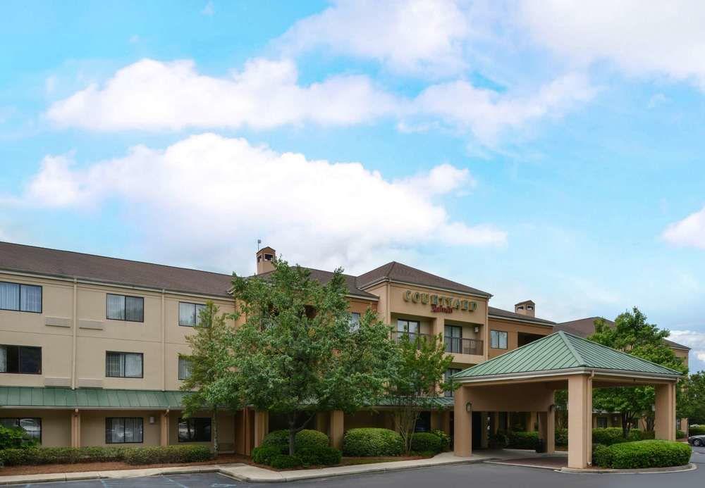Courtyard By Marriott Columbia Northeast/Fort Jackson Area Exterior foto