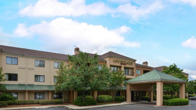 Courtyard By Marriott Columbia Northeast/Fort Jackson Area Exterior foto