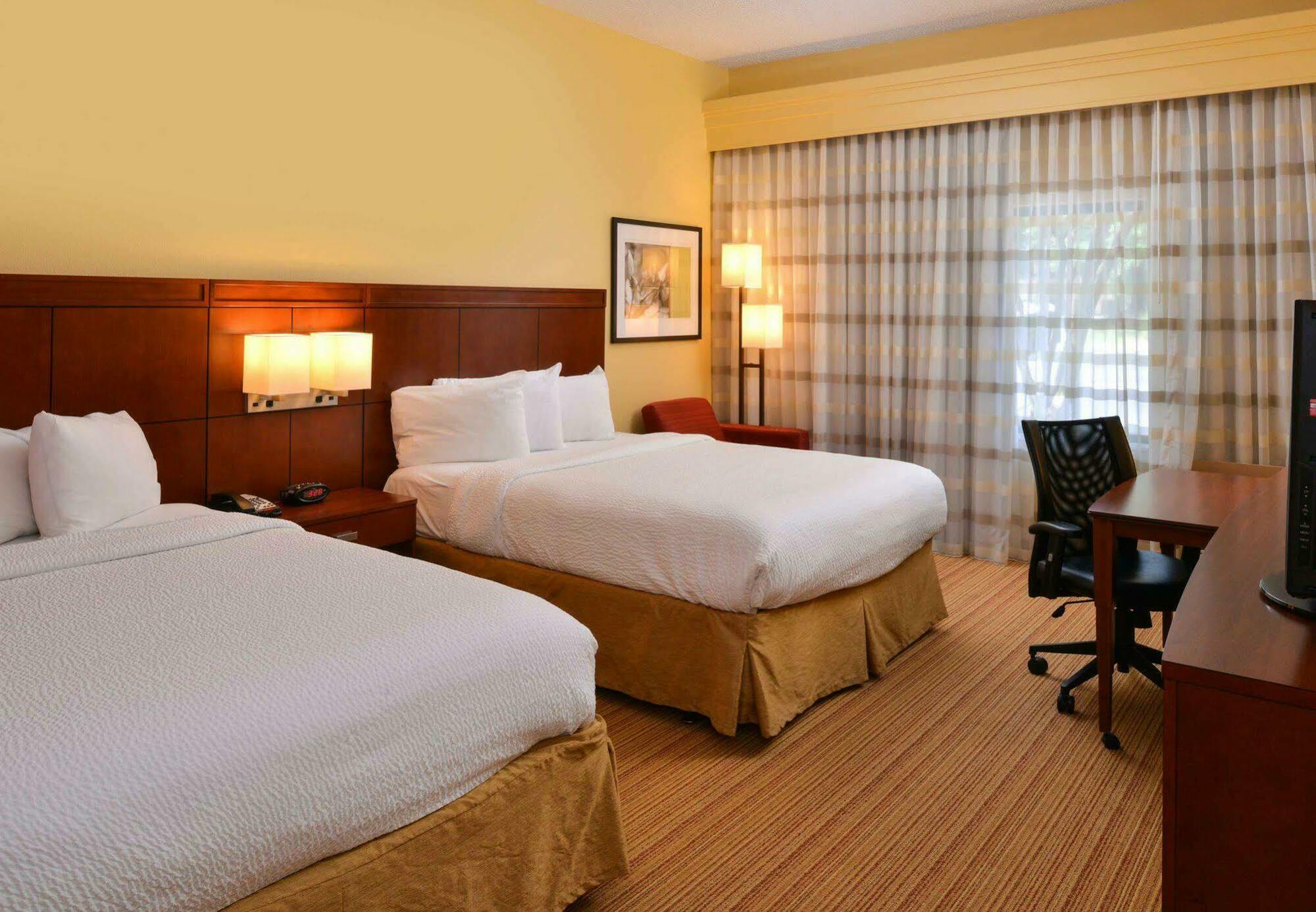 Courtyard By Marriott Columbia Northeast/Fort Jackson Area Exterior foto